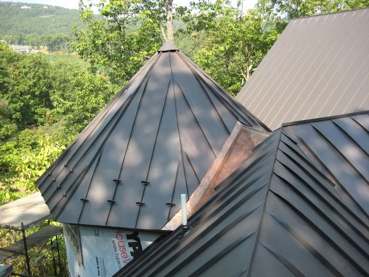 Professional Roof Tarp Installation by Craftsman Roofing in Stanford Ranch